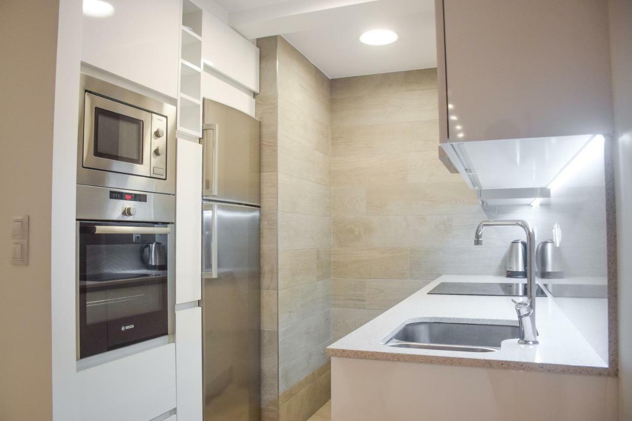 Modern & Spacious Apartment Near La Concha Bay San Sebastian Exterior photo